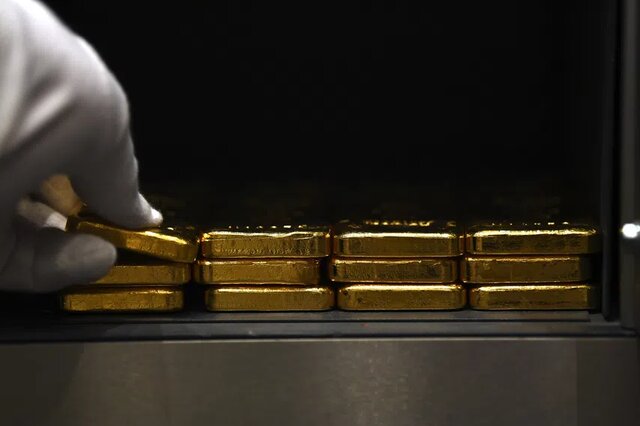 به گزارش تولیدگران کارافرین به نقل از ایسنا، بهای هر اونس طلا با ۰.۲ درصد افزایش به ۲۳۲۷ دلار و ۱۱ سنت رسید. قیمت طلای آمریکا با ۰.۲ درصد افزایش به ۲۳۳۶ دلار و ۲۰ سنت رسید.