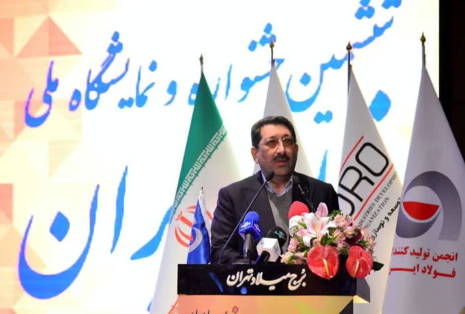 وزیر صمت روز سه‌شنبه (۱۸ دی‌ماه ۱۴۰۳) در جمع مدیران فولادی و معدنی کشور در ششمین جشنواره و نمایشگاه ملی فولاد حاضر شد و ضمن اعلام حمایت رئیس‌جمهور از تأمین انرژی صنایع، نشست فولادسازان با رئیس‌جمهور را وعده داد.