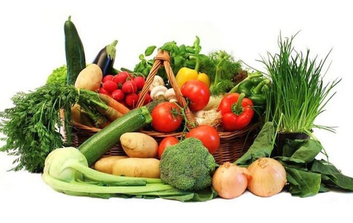 چرا سیب‌زمینی و صیفی‌جات صادر می‌شوند؟، یک مسئول صنفی با اشاره به احتکار و صادرات سیب‌زمینی و صیفی‌جات گفت: در یک ماه اخیر ورودی این محصول به میدان بار تهران ۵۰ درصد کاهش داشته است.