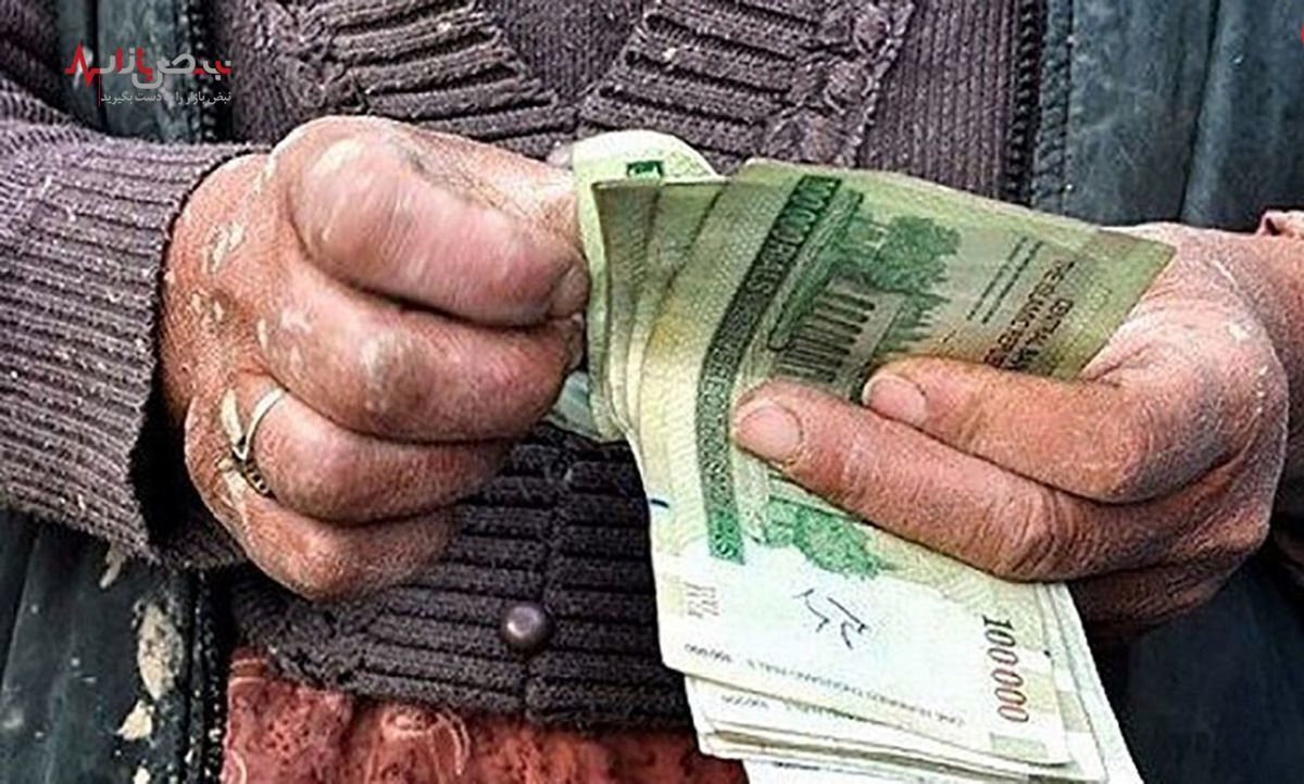 به گزارش پایگاه خبری تولیدگران کارآفرین: با وجود آنکه پرداخت عیدی و پاداش آخر سال کارگران به جهت تامین رفاه و آرامش خاطر و تهیه اقلام و مایحتاج ضروری و مورد نیاز خانوارها همواره مورد تاکید قرار گرفته، متاسفانه در برخی واحدها و صنوف پرداخت عیدی به دلایل مختلف از جمله نبود نقدینگی در دست کارفرما با تاخیر همراه می‌شود و این تاخیر گاهی به حدی است که به سال بعد موکول شده و موجب دلسردی و بی‌انگیزگی این بخش از کارگران زحمتکش می‌شود و عنوان عیدی را از دست می‌دهد.