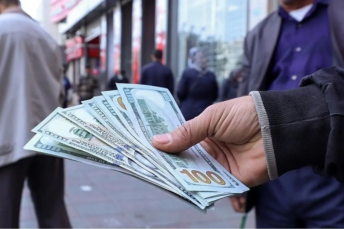 فروش ارز حاصل از صادرات فقط در مرکز مبادله از اول بهمن