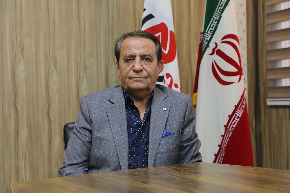به گزارش تولیدگران کارآفرین به نقل از پایگاه اطلاعرسانی اتاق اصناف ایران ، محمد کشتیآرای با اشاره به اینکه تورم بالایی، طی سالهای گذشته در کشور وجود داشته است، گفت: با این وجود مردم به دنبال تبدیل سرمایههای خود به طلا هستند و امروز کسانی وجود دارند که میخواهند از نیاز مردم سوء استفاده کنند و با ایجاد تشکیلات و تبلیغات اغوا کننده، بسیاری از کسانیکه که تحقیقات زیادی درباره این موضوع ندارند را تحت تاثیر قرار داده و فریب دهند.