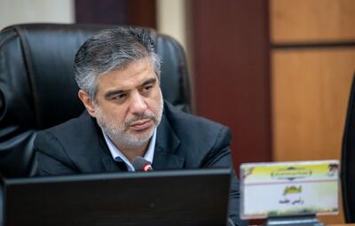 به گزارش تولیدگران کارافرین: مهدی زندیه‌وکیلی چهارم اسفندماه در شورای گفت‌وگوی دولت با بخش خصوصی، با بیان اینکه جلسات این شورا منجر به باز شدن گره مشکلات واحدهای تولیدی و صنعتی می‌شود، اظهار کرد: ضروری است مدیران دستگاه‌های عضو این شورا، شخصا در جلسات شورا شرکت کنند.