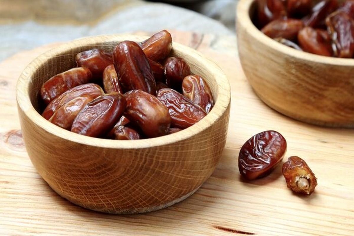 برآورد مصرف ۲۵۰ هزارتن خرما در ماه رمضان، رئیس انجمن خرما از برآورد مصرف ۲۵۰ هزارتن خرما در ماه رمضان خبر داد.