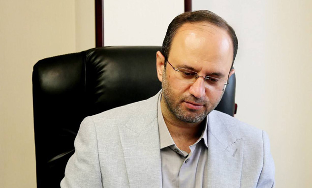 به گزارش تولیدگران کارافرین به نقل از روابط عمومی چادرملو، فرید دهقانی ضمن تقدیر از خدمات ارزنده تورج زارع برای مهدی حسینپور در سمت قائم مقام شرکت معدنی و صنعتی چادرملو آرزوی موفقیت کرد.