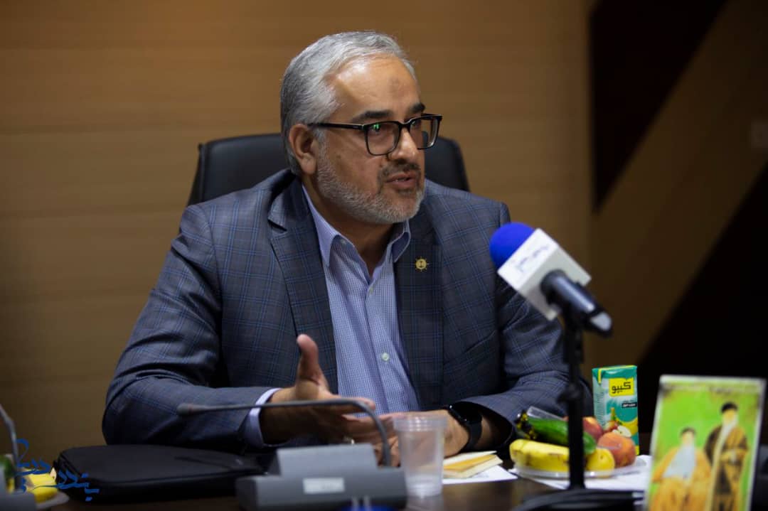 به گزارش تولیدگران کارآفرین به نقل از بندر و دریا، حسین صاحبی مدیر عامل شرکت هدایت کشتی خلیج فارس گفت: هر زمان که بندر شهید رجائی دستور دهد، عملیات ورود و خروج کشتی‌ها در تمامی اسکله ها با سرعت تمام انجام خواهد شد.