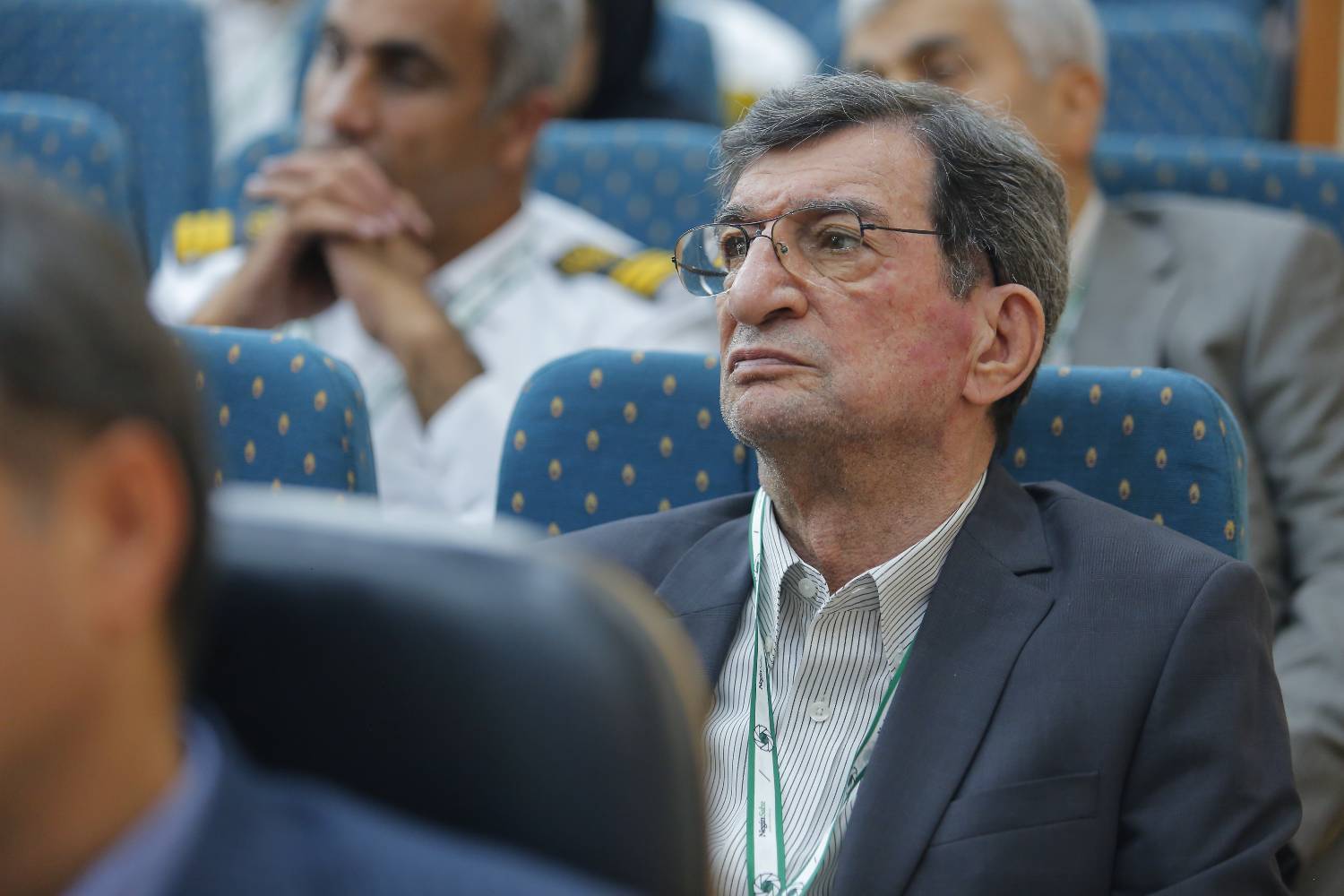به گزارش تولیدگران کارآفرین، رئیس هیأتمدیره شرکت مهندسی و خدمات دریایی نگین سبز خاورمیانه با تاکید بر اهمیت برگزاری همایش سالانه راهنمایان، پیشنهاد کرد که این همایش به صورت تلفیقی و سالانه برگزار شود.