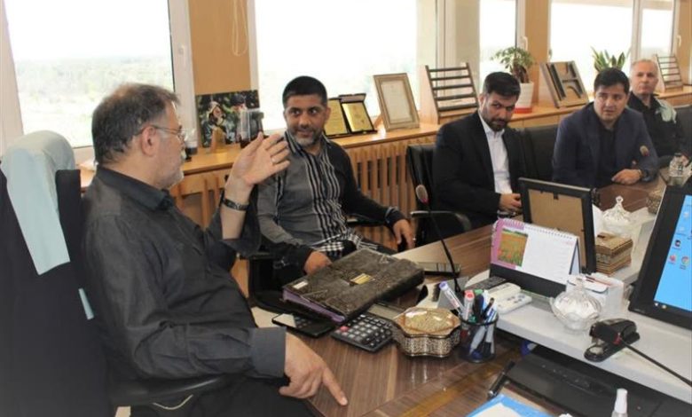 بازدید علیرضا دبیر رئیس فدراسیون كشتی از ذوب آهن اصفهان