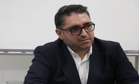 به گزارش تولیدگران کارآفرین به نقل از روابط عمومی سازمان توسعه تجارت ایران، امیر روشن‌بخش با اشاره به تصمیمات جلسـه یکصدوهفتادمین کارگروه سیاست‌گذاری و برنامه‌ریزی رویدادهای تجاری، گفت: لغو پروازهای داخلی و خارجی، مشکلات سیستم لجستیک کشور، افزایش هزینه‌ها و ریسک عدم بازدهی اقتصادی برای مشارکت‌کنندگان و عدم امکان جذب مشارکت‌کننده خارجی در رویدادهای بین‌المللی باعث شد که برگزاری نمایشگاه‌ها تا پایان تیرماه سال جاری به حالت تعلیق در آید.