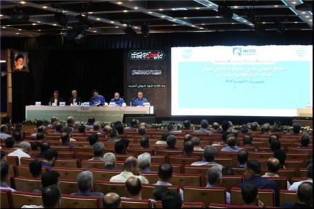 به گزارش تولیدگران کارآفرین به نقل از ایکوپرس: در این جلسه، گزارش حسابرس مستقل و بازرس قانونی قرائت و توضیحات مدیران ایران‌خودرو درباره موارد مطروحه، ارایه شد و سهام‌داران حاضر در مجمع، با اکثریت آرا، تکالیفی را برعهده هیات مدیره گذاشتند.