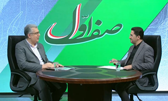 به گزارش تولیدگران کارآفرین به نقل از روابط عمومی سازمان توسعه تجارت ایران، محمد علی دهقان دهنوی در برنامه تلویزیونی «صف اول» با تاکید بر ترویج ایده و هدف صادرات محوری در تولید در برنامه بلندمدت و میان‌مدت اظهار کرد: این موضوع بسیار مهم است که تولیدکننده هنگام سرمایه‌گذاری بازار پیش روی خود را چگونه می بیند، آیا فقط بازار ۹۰ میلیونی کشور خود را می‌بیند یا بازار چند صد میلیونی کشورهای اطراف را نیز در نظر دارد. محصولات و برنامه‌های بازاریابی تولیدکننده باید به گونه‌ای پیش‌بینی شود که بازارهای جهانی به روی آن باز باشد. در صورت ترویج این ایده، رسیدن به رقم‌های چندصد میلیاردی در صادرات با توجه به ظرفیت‌هایی که در اقتصاد کشور ما وجود دارد، دور از دسترس نیست.
