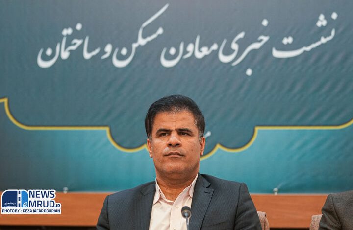 به گزارش تولیدگران کارآفرین: لهون اسدی، مدیرکل دفتر توسعه مهندسی ساختمان در گفت‌وگو با پایگاه خبری وزارت راه و شهرسازی، در خصوص اصلاح قانون نظام مهندسی ساختمان و مراحل انجام آن، گفت: قانون نظام مهندسی ساختمان بیش از ۱۱ سال است که در دستور اصلاح قرار دارد. اما به دلیل برخی اختلاف‌نظرها میان دولت و مجلس (لایحه دولت در برابر طرح مجلس) هیچ‌گاه به سرانجام نرسیده بود.