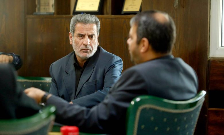 به گزارش تولیدگران کارآفرین به نقل از خانه ملت، مهندس هادیان‌پور نماینده مردم شازند و عضو کمیسیون کشاورزی مجلس به صورت سرزده از شرکت سیمرغ، بزرگترین تولیدکننده تخم‌مرغ خاورمیانه بازدید کرد.