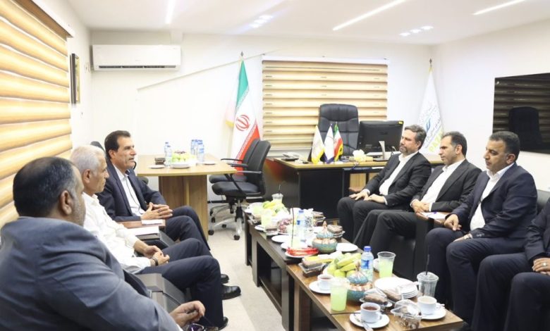 به گزارش تولیدگران کارآفرین به نقل از روابط‌عمومی شرکت پازارگاد؛ مدیرکل ورزش و جوانان استان بوشهر در دیدار با مدیرعامل شرکت عملیات غیرصنعتی پازارگاد، ضمن قدردانی از حمایت‌های صنعت از ورزش استان، خواستار توجه جدی صنایع مستقر در استان به کشف استعدادهای ورزشی این استان و زمینه‌سازی برای درخشش ورزشکاران این استان در عرصه‌های ملّی و بین‌المللی شد.