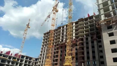 به گزارش تولیدگران کارآفرین، سید علیرضا بنی هاشمی، دبیرکل سازمان متخصصین و مدیران ایران اظهار داشت: در شرایطی که حضور در بازار‌های منطقه‌ای یکی از الزامات بقا و رشد تولیدکنندگان ایرانی به شمار می‌رود، سازمان متخصصین و مدیران ایران گام تازه‌ای برای تقویت بخش خصوصی برداشته است. این سازمان توانسته با بهره‌گیری از ظرفیت‌های بخش خصوصی، بزرگ‌ترین ساختمان اقتصادی جمهوری اسلامی ایران در عراق را ایجاد کند؛ پروژه‌ای که می‌تواند به‌طور بالقوه معادلات اقتصادی تولیدکنندگان ایرانی در عراق را تغییر دهد.