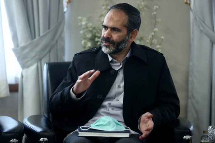به گزارش تولیدگران کارآفرین، نایب رئیس کمیسیون کشاورزی، آب، منابع طبیعی و محیط زیست مجلس شورای اسلامی با بیان این مطلب در گفت‌وگو با روستانیوز اظهار داشت: با توجه به هدفگذاری افزایش 50 درصدی بهره‌وری بخش کشاورزی در برنامه هفتم توسعه، در این راستا برای حفظ امنیت غذایی کشور باید با برنامه‌ریزی‌های اصولی و اقدامات کارشناسی، میزان تولید سالانه محصولات کشاورزی را از 125 میلیون تن فعلی در کشور به بیش از 200 میلیون تن در سال برسانیم.