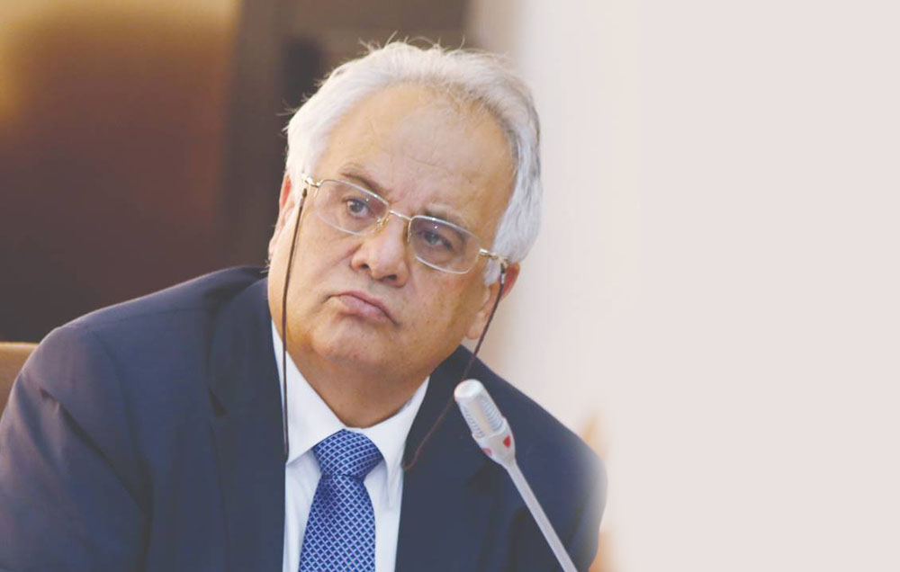 به گزارش تولیدگران کارآفرین: مصطفیزاده تأکید کرد: سندیکا همواره در تعامل با دستگاههای دولتی برای تدوین آییننامهها و مقررات جهت بهبود محیط کسبوکار فعالیت مینماید و هدف ما ایفای نقش واسطه و تسهیلگر میان بخش خصوصی و دستگاههای برنامهریز و قانونگذار است.