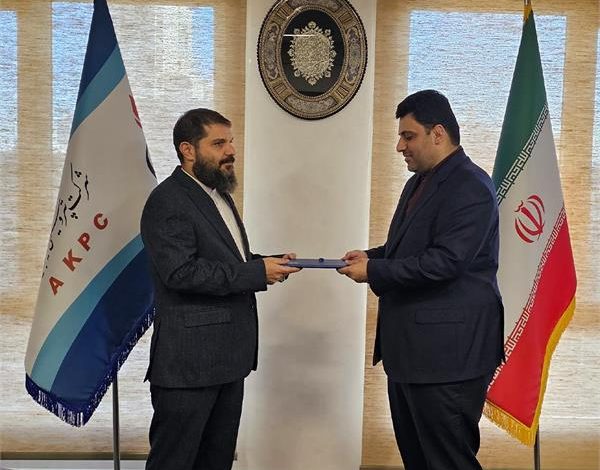 به گزارش تولیدگران کارآفرین به نقل از روابط عمومی و امور بین‌الملل پتروشیمی امیرکبیر، طی حکمی از سوی عباس کشوری مدیرعامل و نایب‌رئیس هیأت‌مدیره شرکت سرمایه‌گذاری توسعه سرمایه رفاه، «حسام خوشبین‌فر» به‌عنوان سرپرست شرکت پتروشیمی امیرکبیر منصوب شد.