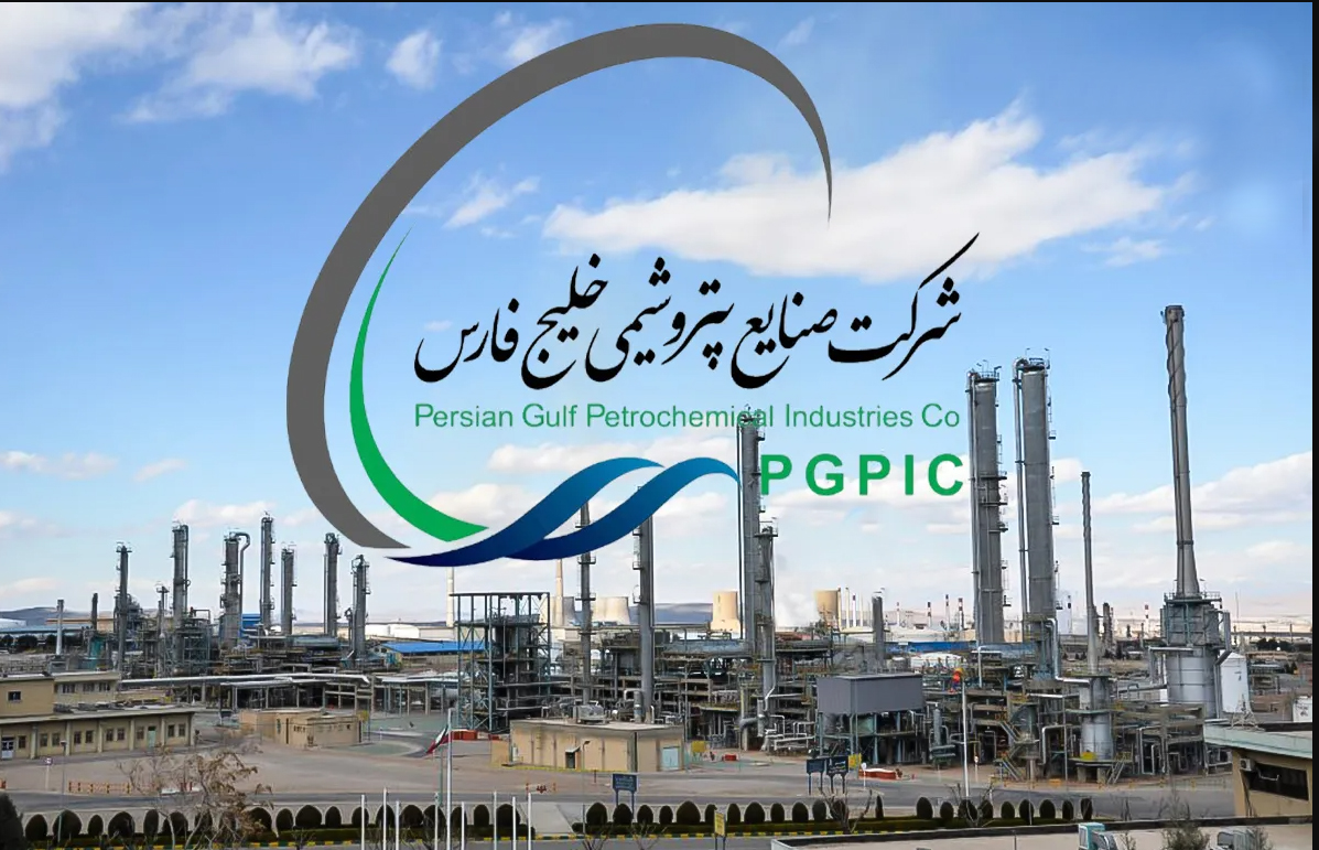 به گزارش تولیدگران کارآفرین: علی خضریان نماینده تهران و عضو کمیسیون اصل نود مجلس شورای اسلامی در گفتوگو با صدای پتروشیمی، با انتقاد از عملکرد هلدینگ خلیج فارس در دوره مدیریتی جدید گفت: متأسفانه طی ماههای اخیر حجم قابل توجهی از انتصابهای انجام شده در هلدینگ خلیج فارس بدون هیچ گونه استعلام قانونی صورت گرفته است که این موضوع برخلاف الزامات نظارتی است.
