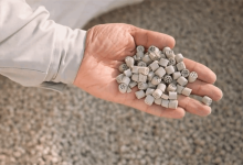 به گزارش تولیدگران کارآفرین به  نقل از روابط عمومی و امور فرهنگی پتروشیمی مروارید؛ در حاشیه برگزاری هفتمین نمایشگاه حمایت از ساخت داخل در صنعت نفت، گاز، پالایش و پتروشیمی، با حضور مدیران ارشد شرکت ملی صنایع پتروشیمی، هلدینگ اهداف، پترو فرهنگ، مدیران و کارشناسان پتروشیمی مروارید، مدیران شرکت پژوهش و فن‌آوری پتروشیمی، آئین رونمایی از کاتالیست ایرانی EO در صنعت ۶۰ ساله پتروشیمی ایران برگزار می‌شود.