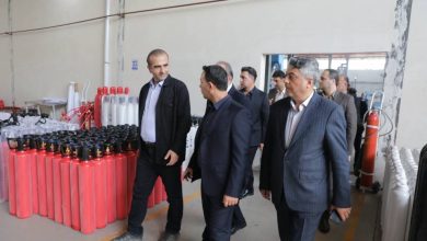 به گزارش جمهورآنلاین به نقل از روابط عمومی و امور بین‌الملل سازمان منطقه آزاد انزلی، این بازدید میدانی با هدف پایش مستقیم فرآیندهای تولید، ارزیابی وضعیت زیرساخت‌ها و تسریع در ارائه خدمات حاکمیتی به سرمایه‌گذاران محدوده الحاقی شهرک صنعتی سفیدرود انجام شد.