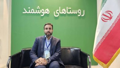به گزارش تولیدگران کارآفرین، مرتضی حسینی، مدیر دفتر نوآوری، هوشمندسازی و امنیت معاونت توسعه روستایی در گفت‌‌گو با روستا آنلاین در پاویون روستاهای هوشمند ششمین نمایشگاه بین‌المللی دستاوردهای روستایی و عشایری گفت: هدف اصلی این اقدامات، توانمندسازی روستاییان، اتصال تولیدکنندگان به بازار و فراهم‌ کردن دسترسی عادلانه‌تر جامعه روستایی به خدمات نوین است.