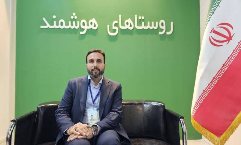 به گزارش تولیدگران کارآفرین، مرتضی حسینی، مدیر دفتر نوآوری، هوشمندسازی و امنیت معاونت توسعه روستایی در گفت‌‌گو با روستا آنلاین در پاویون روستاهای هوشمند ششمین نمایشگاه بین‌المللی دستاوردهای روستایی و عشایری گفت: هدف اصلی این اقدامات، توانمندسازی روستاییان، اتصال تولیدکنندگان به بازار و فراهم‌ کردن دسترسی عادلانه‌تر جامعه روستایی به خدمات نوین است.