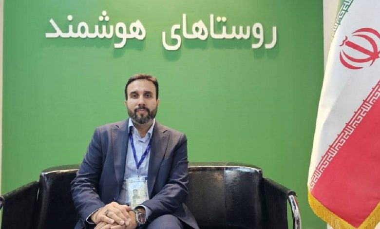 به گزارش تولیدگران کارآفرین به نقل از روستا آنلاین، مدیر دفتر نوآوری، هوشمندسازی و امنیت معاونت توسعه روستایی و مناطق محروم ریاست‌جمهوری با حضور در پاویون «روستاهای هوشمند» در ششمین نمایشگاه بین‌المللی دستاوردهای روستایی و عشایری در گفت‌وگو با روستا تی‌وی درباره راه‌اندازی سوپر اپلیکیشن «روستایار» در دفتر نوآوری، هوشمندسازی و امنیت معاونت توسعه روستایی و مناطق محروم ریاست‌جمهوری، گفت: یکی از مشکلات جامعه روستایی، محدودیت دسترسی به برخی خدمات و اپلیکیشن‌های مورد نیاز است از این رو با حمایت معاونت توسعه روستایی، سوپر اپلیکیشن «روستایار» راه‌اندازی شده تا دسترسی روستاییان به خدمات مختلف تسهیل شود.